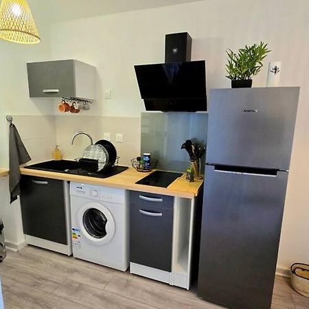 Elegant Studio Les Tourtereaux Сен-Дени Экстерьер фото