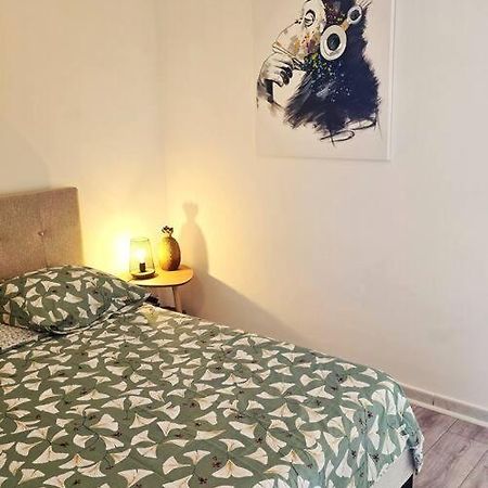 Elegant Studio Les Tourtereaux Сен-Дени Экстерьер фото